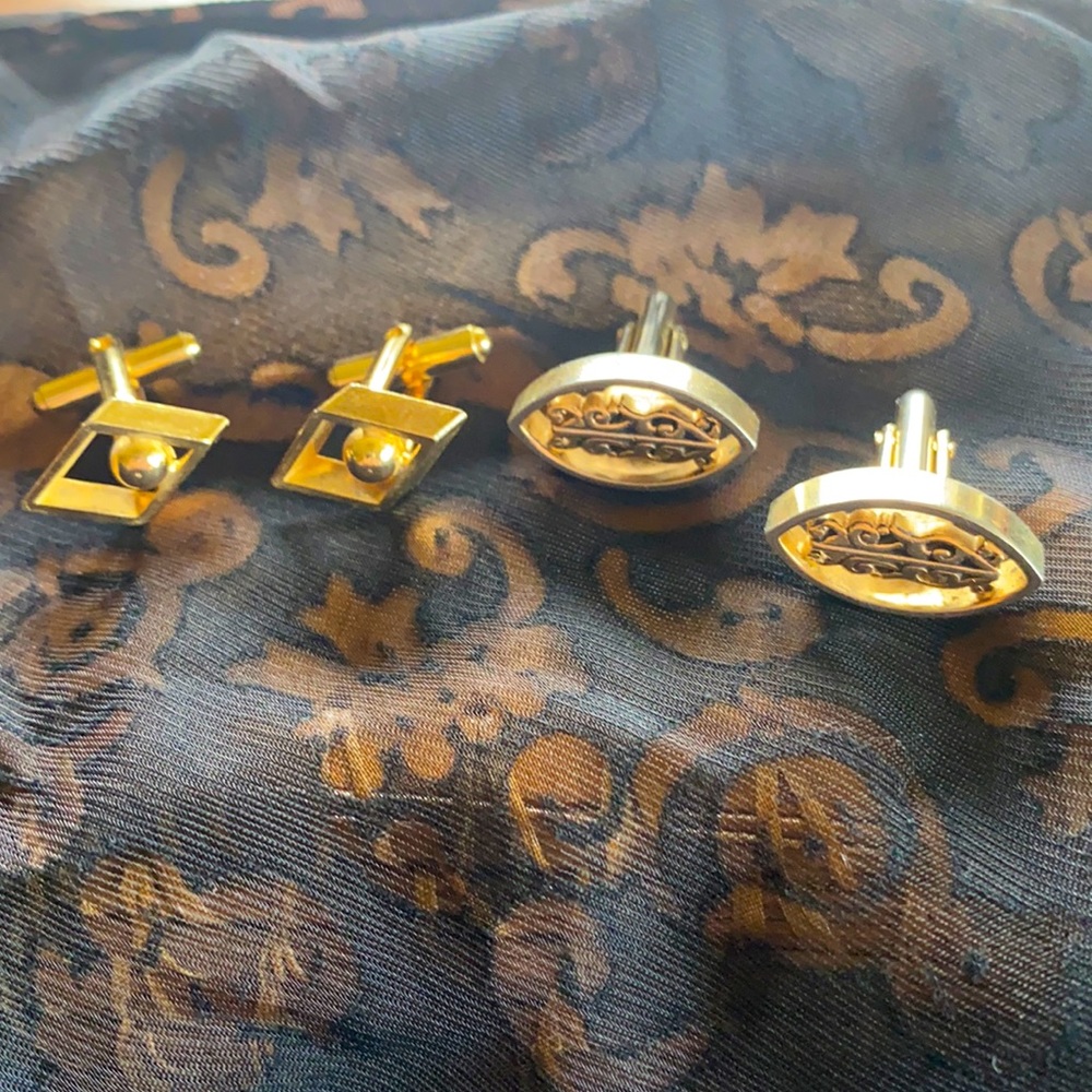 VTG (2) sets of mid-century gold tone cuff links